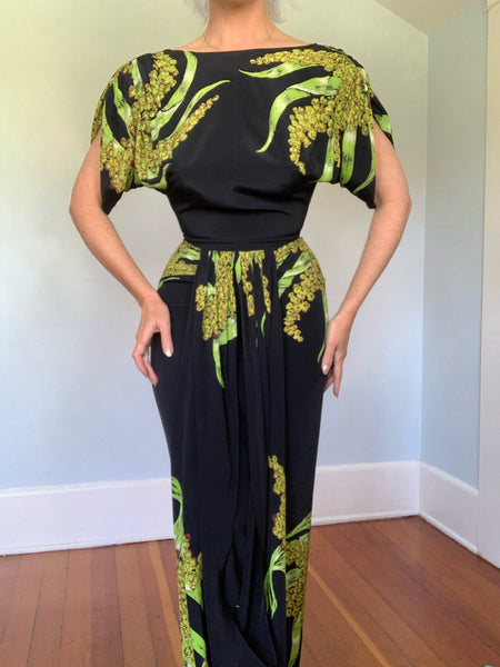 Spectacular 1940s Impeccably Draped Silk Mimosa Print Extreme Hourglass Evening Gown w/ Risqué Open Back