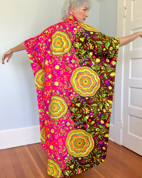 UNREAL 1960s Neon Psychedelic Caftan by “Greencastle of California”