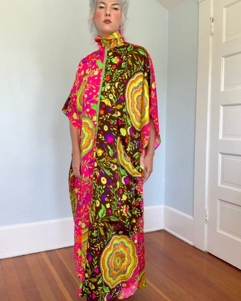 UNREAL 1960s Neon Psychedelic Caftan by “Greencastle of California”