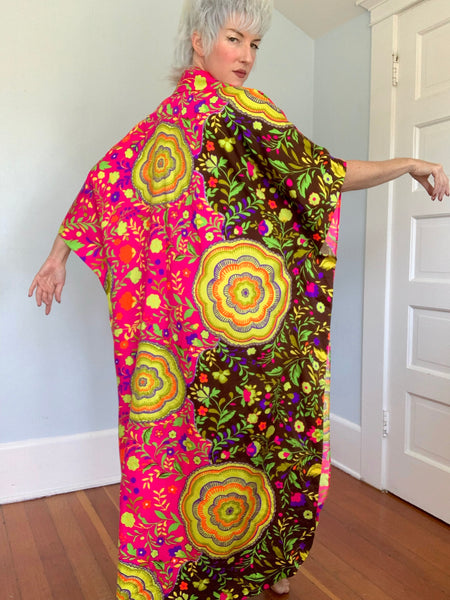 UNREAL 1960s Neon Psychedelic Caftan by “Greencastle of California”