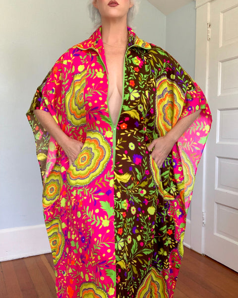 UNREAL 1960s Neon Psychedelic Caftan by “Greencastle of California”