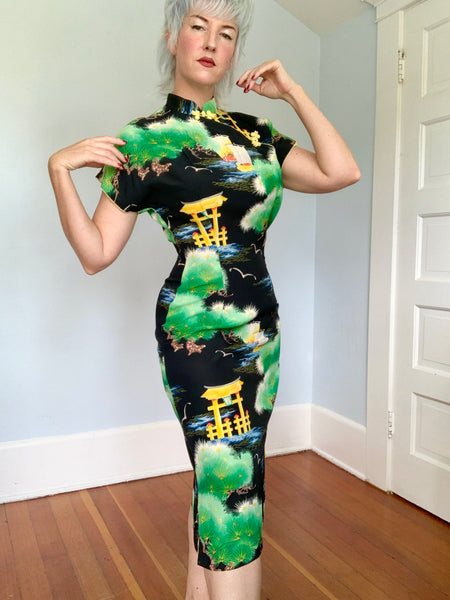 1940s Silk Crepe Custom Made Hawaiian Cheongsam by “Hoaloha”