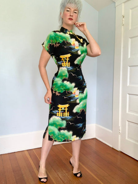 1940s Silk Crepe Custom Made Hawaiian Cheongsam by “Hoaloha”