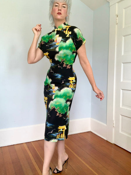 1940s Silk Crepe Custom Made Hawaiian Cheongsam by “Hoaloha”
