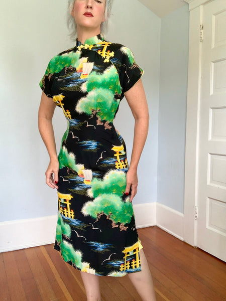 1940s Silk Crepe Custom Made Hawaiian Cheongsam by “Hoaloha”
