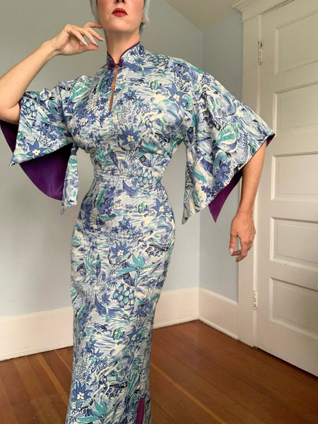 1940s “The Liberty House of Honolulu & Waikiki” Hawaiian Rayon Pake Muu