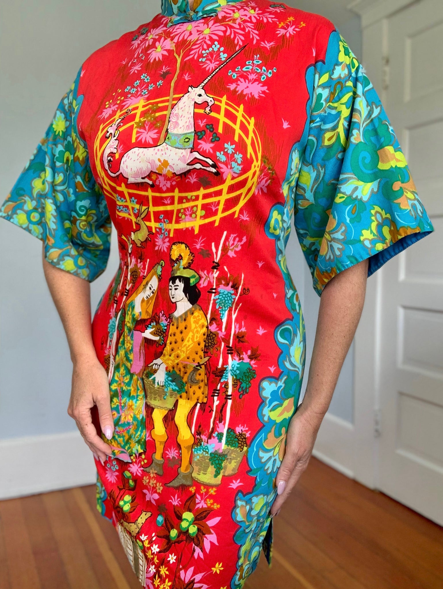 1960s “Alice Polynesian Fashions” Unicorn Tunic Dress