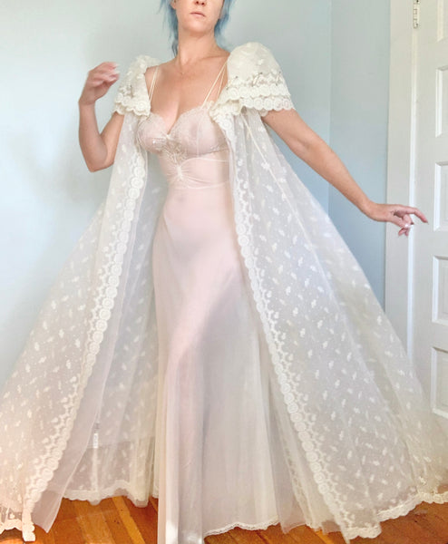 Late 1940s “Lucie Ann of Beverly Hills” for “Neiman Marcus” Bridal Peignoir Set