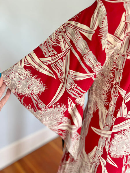 1940s Rayon Hawaiian Pake Muu by “An Original Hawaiian Togs”