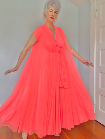 Designer 1960s “Lucie Ann of Beverly Hills” 2 Piece Hottest Neon Coral Peignoir Set