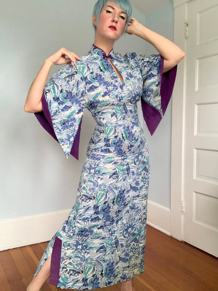 1940s “The Liberty House of Honolulu & Waikiki” Hawaiian Rayon Pake Muu
