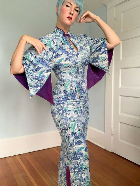 1940s “The Liberty House of Honolulu & Waikiki” Hawaiian Rayon Pake Muu