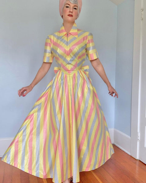 1930s Candy Striped Cotton Chintz Dressing Gown