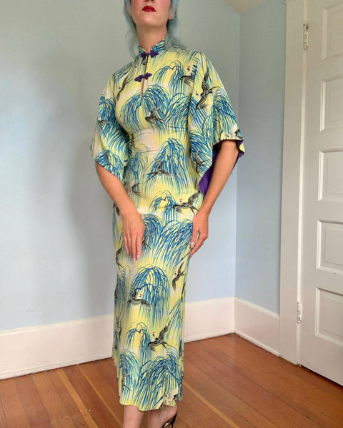 1940s Pure Silk Crepe Hawaiian Pake Muu w/ Japanese Swallows by “The Liberty House”