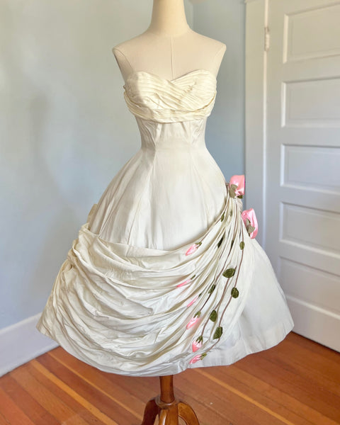 1950s Taffeta Strapless 3D Rose Party Dress in the Style of Ann Lowe