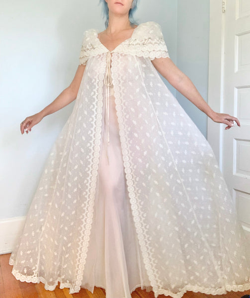 Late 1940s “Lucie Ann of Beverly Hills” for “Neiman Marcus” Bridal Peignoir Set