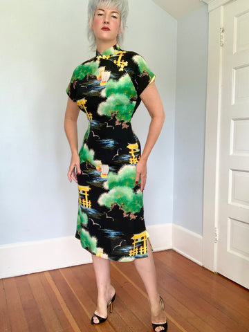1940s Silk Crepe Custom Made Hawaiian Cheongsam by “Hoaloha”