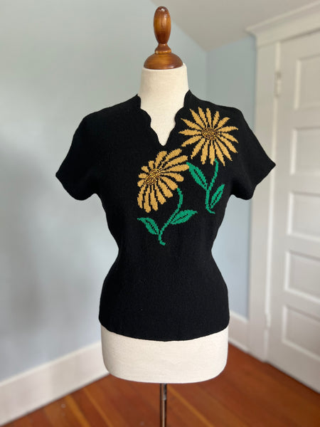 1940s Hand Knit Wool Sweater Blouse