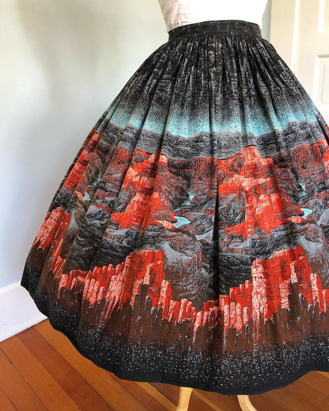 1950s "Grand Canyon" Realistic Novelty Print Polished Cotton Full Skirt