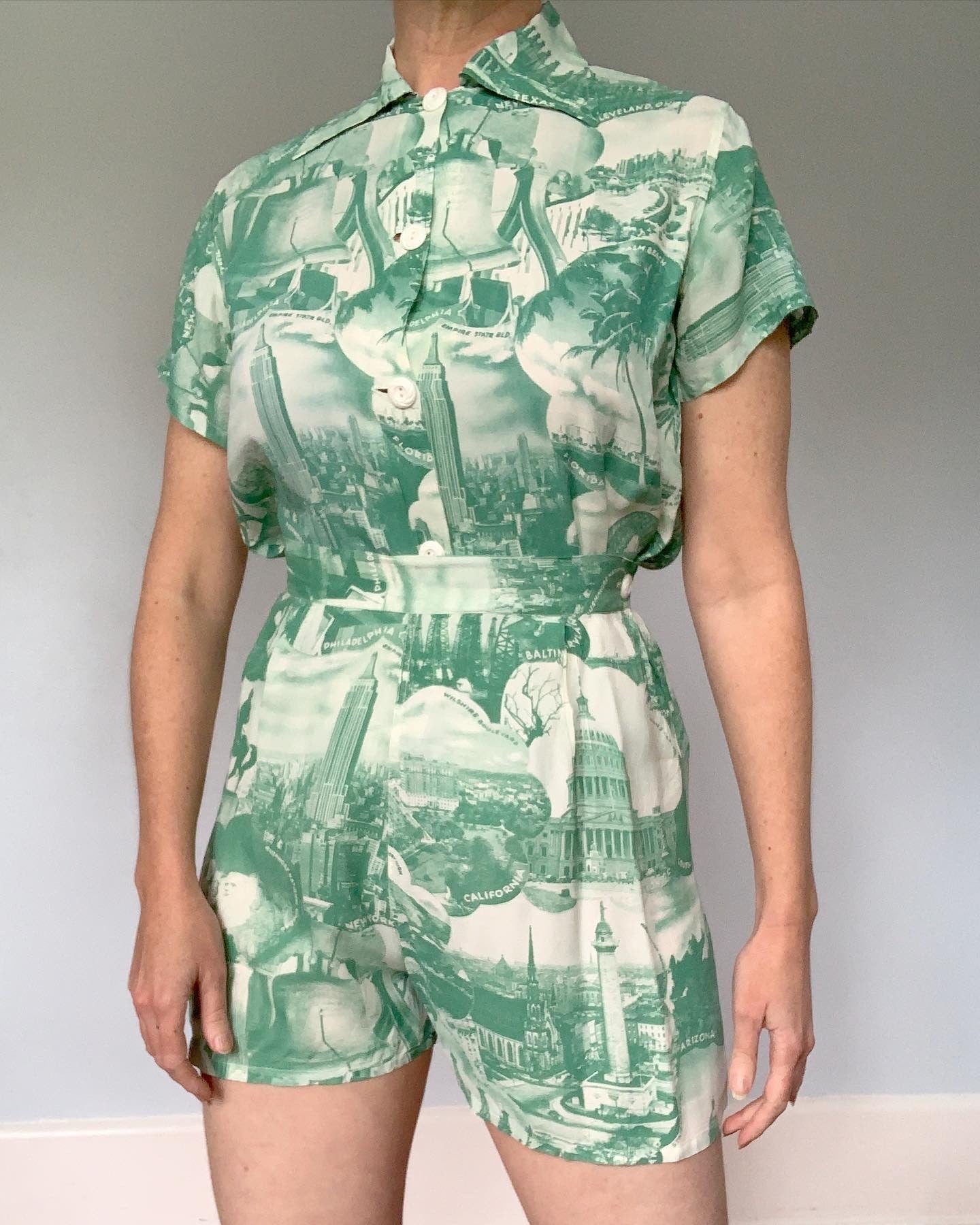 1940s 2 Piece Cold Rayon Playsuit with United States Landmarks / Monuments Photo Print