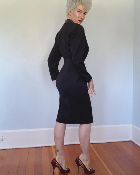 1980s Tailored Hourglass Wool Tuxedo Dress w/ Leather Collar Detailing