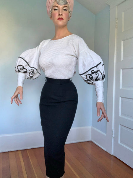 1960s Mexican Designer “Tachi Castillo” Pin-tucked Cotton Blouse w/ Unique Balloon Sleeves