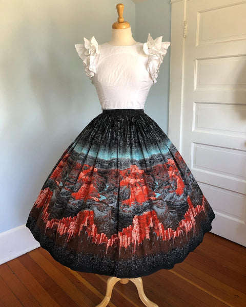1950s "Grand Canyon" Realistic Novelty Print Polished Cotton Full Skirt