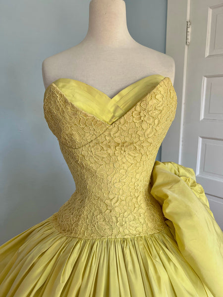 1950s “Beaumelle of California” Taffeta & Lace Party Dress