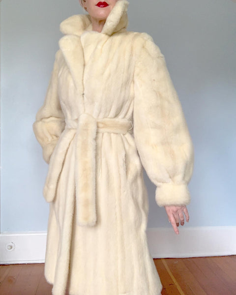 Pristine 1970s / 1980s "Christian Dior New York" White Mink Fur Fit n' Flare Stroller Coat with Belt for "Garfinckel's of Washington D.C."