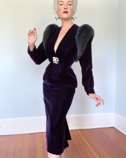 1980s does 1940s New Look Velvet Hourglass Cocktail Suit w/ Dyed Fox Fur Trim by "Lillie Rubin"
