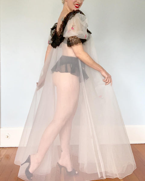 1950s "Lucie Ann Lingerie Beverly Hills" Sheer Soft Tulle with Lace Extreme Trapeze Peignoir Glamour Robe