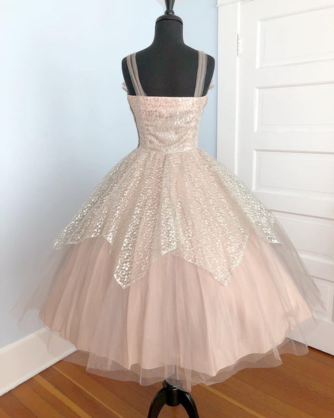 1950s European Metallic Silver Lurex Lace and Dove Grey Tulle over Ballet Slipper Pink Fairy Princess Party Dress