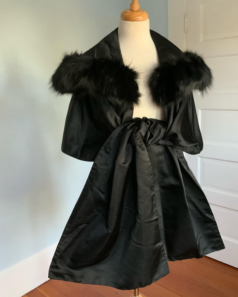 1950s Custom Made Silk Peau de Soie Wrap with Huge Fox Fur Trimmed Portrait Collar by "Saks Fifth Avenue"