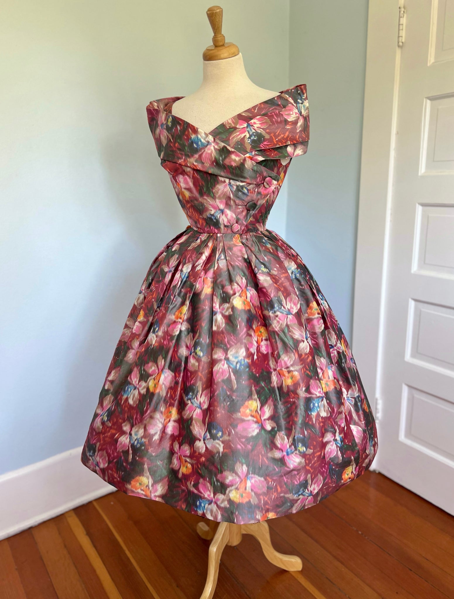 Christian Dior 1957 “Caracas” Dress Replica by “Suzy Perette New York” – butchwaxvintage Christian Dior 1957 “Caracas” Dress Replica by “Suzy Perette New York” – butchwaxvintage