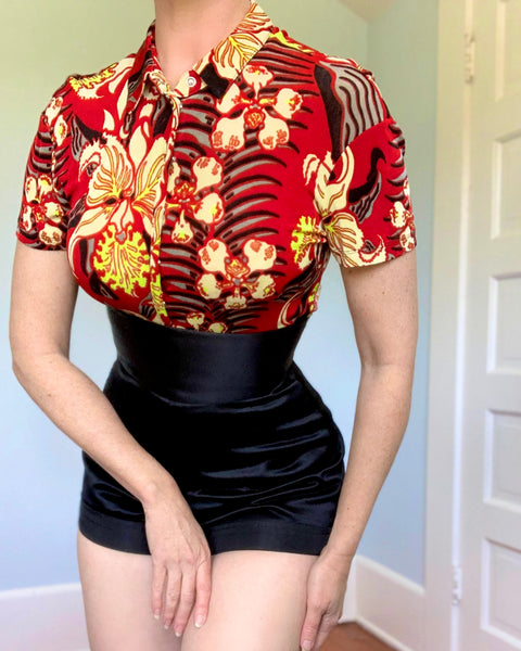 1990s “Betsey Johnson” 1940s Hawaiian Inspired Blouse