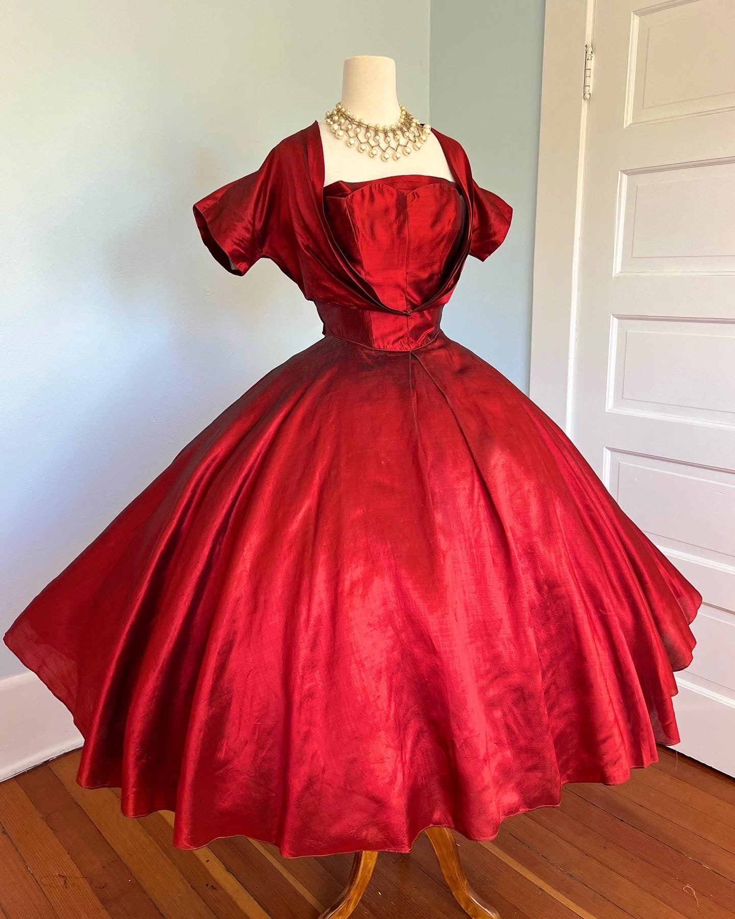 1950s New Look Raw Silk Party Dress w/ Bolero